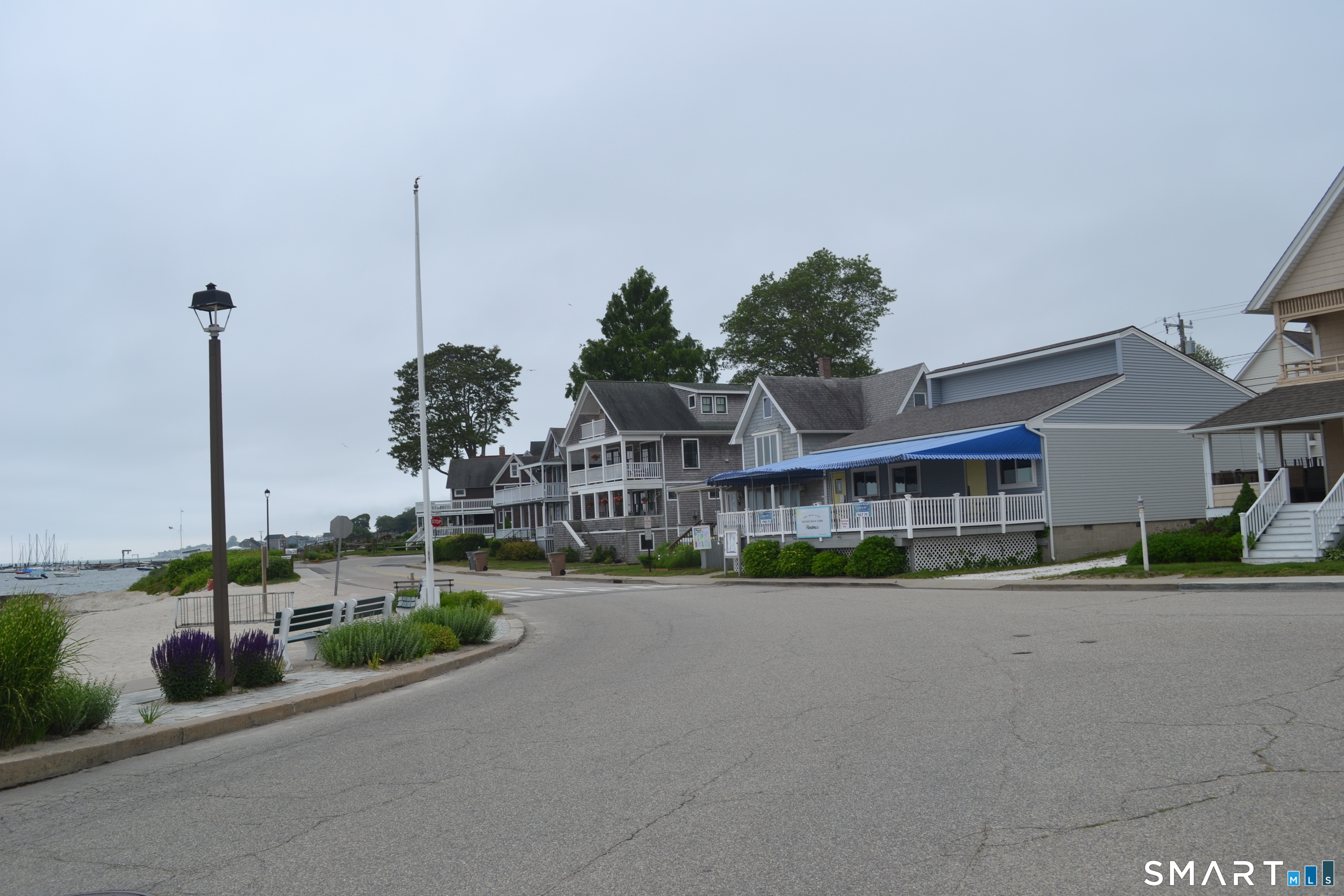 110 Columbus Avenue East Lyme CT 06357
