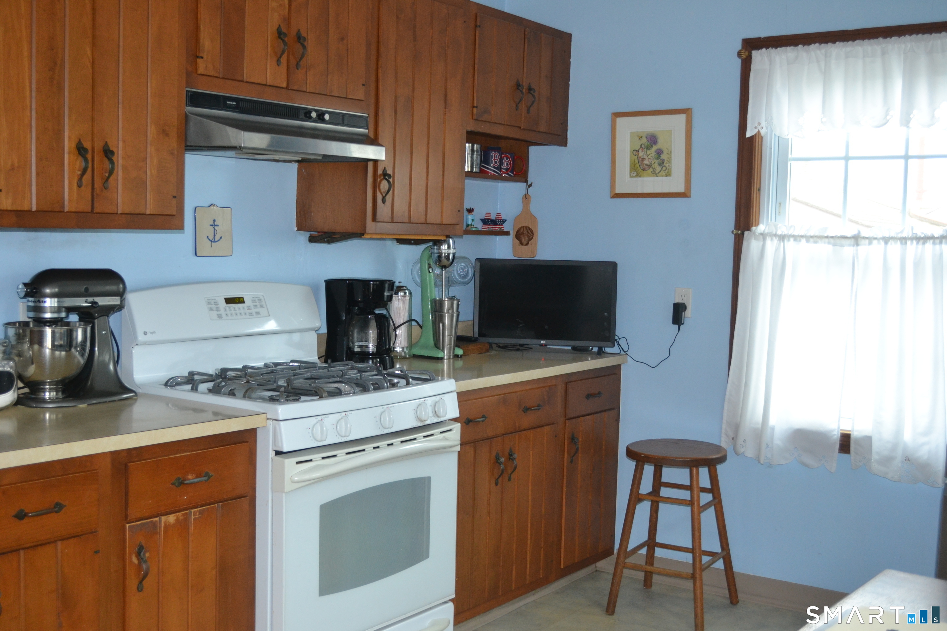 110 Columbus Avenue East Lyme CT 06357