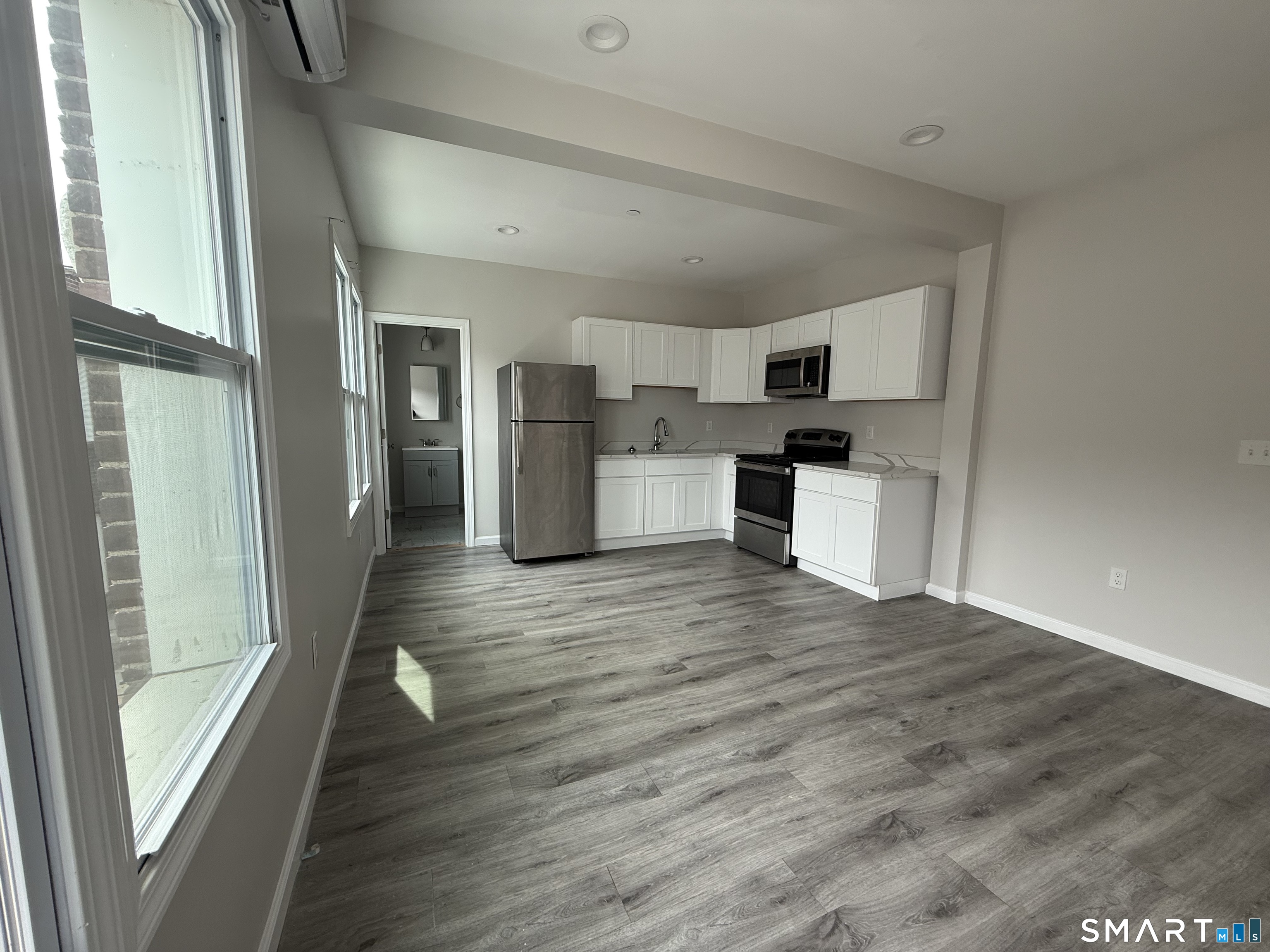 New Britain CT, 27 Main Street, Unit 13