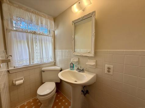 176 Pocono Road Brookfield CT 06804