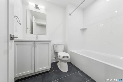 8 Husted Lane New Canaan CT 06840