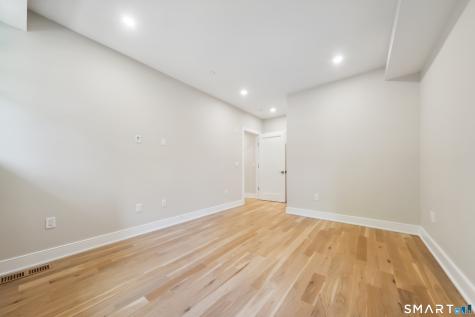 8 Husted Lane New Canaan CT 06840