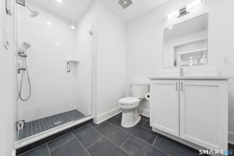 8 Husted Lane New Canaan CT 06840
