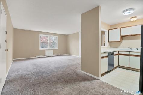 111 Niles Hill Road New London CT 06357