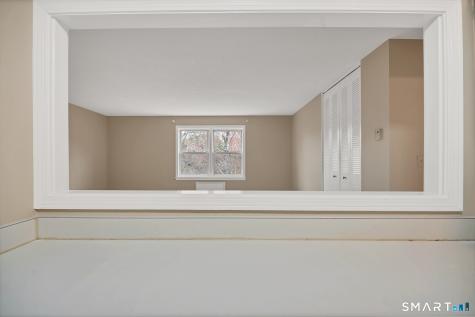 111 Niles Hill Road New London CT 06357