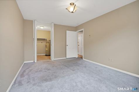 111 Niles Hill Road New London CT 06357