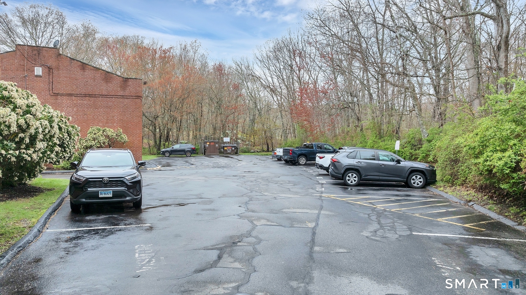 111 Niles Hill Road New London CT 06357