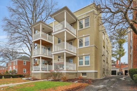 40 Robin Road West Hartford CT 06119