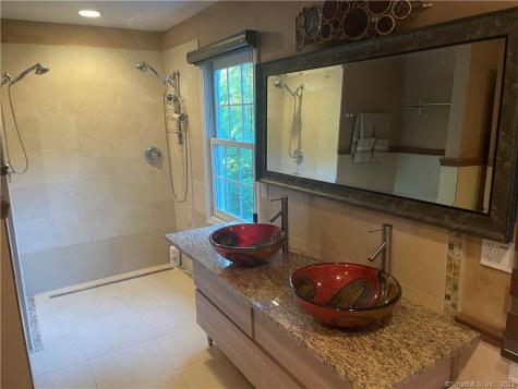 22 Morehouse Lane Norwalk CT 06850