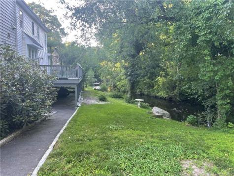 22 Morehouse Lane Norwalk CT 06850
