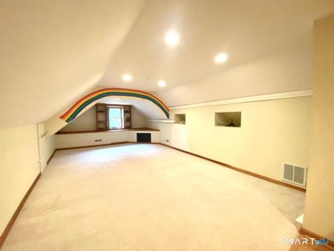 12 Carriage Hill Road Woodbridge CT 06525