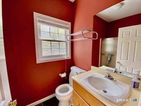 12 Carriage Hill Road Woodbridge CT 06525