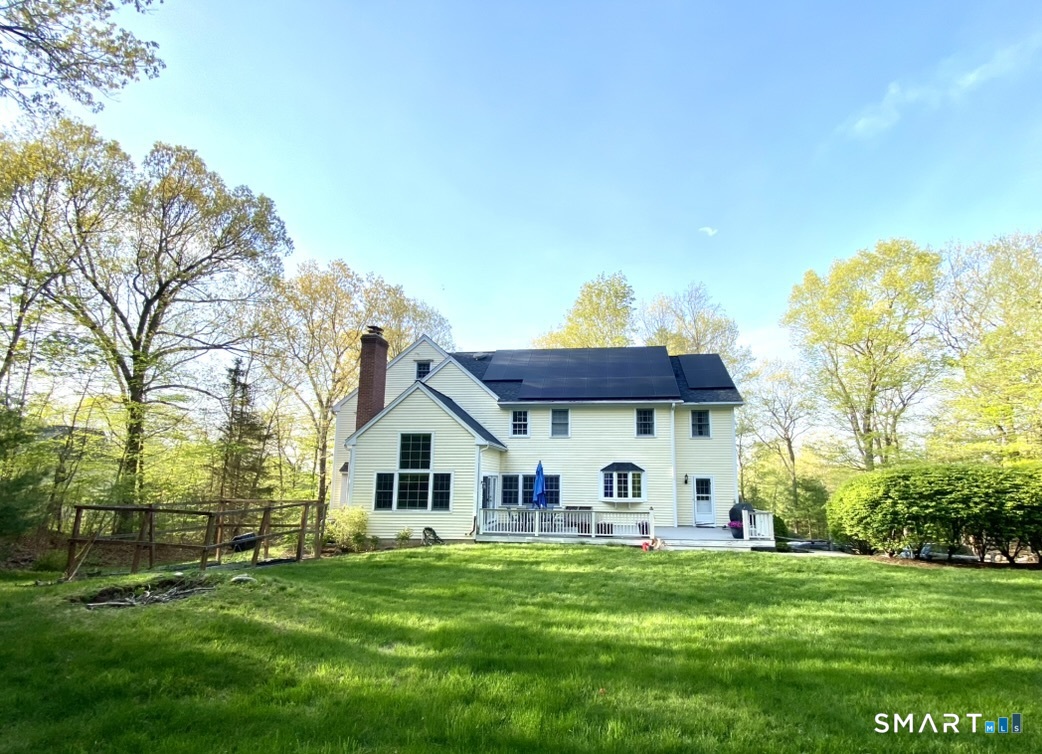 12 Carriage Hill Road Woodbridge CT 06525