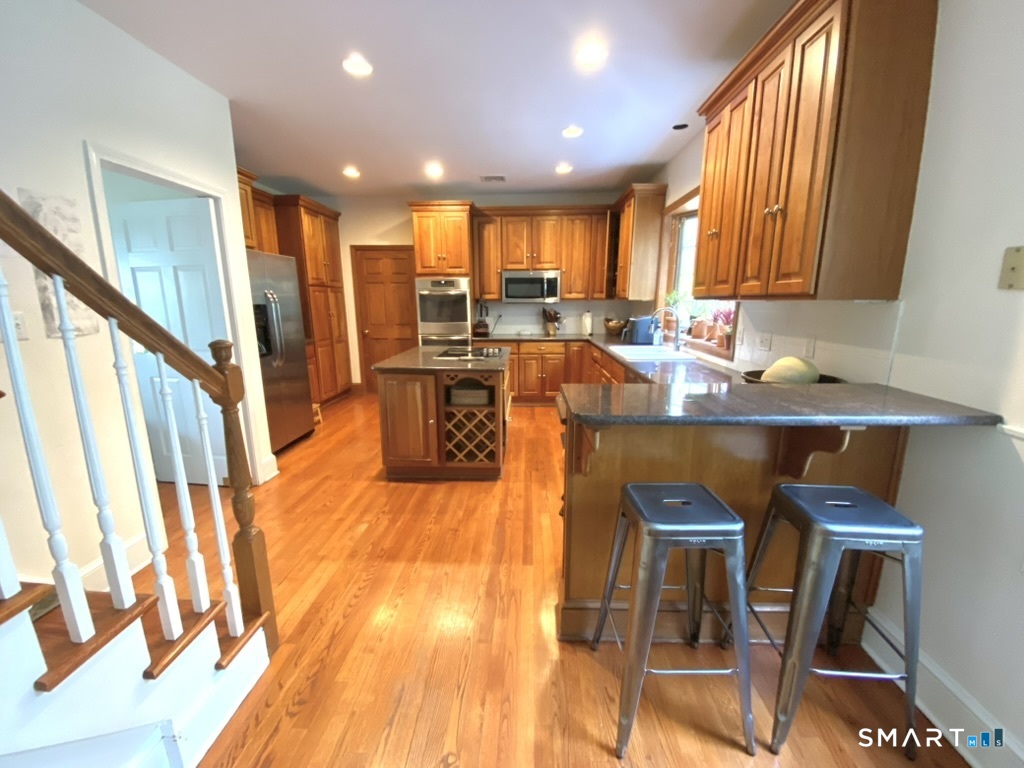 12 Carriage Hill Road Woodbridge CT 06525