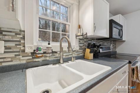 8 Auburn Trail Coventry CT 06238