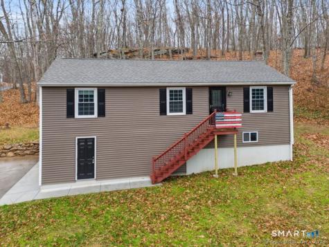 8 Auburn Trail Coventry CT 06238