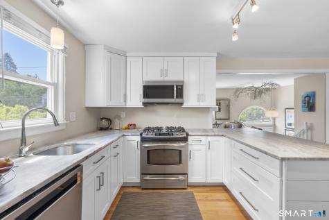 71 Belmont Street Fairfield CT 06824