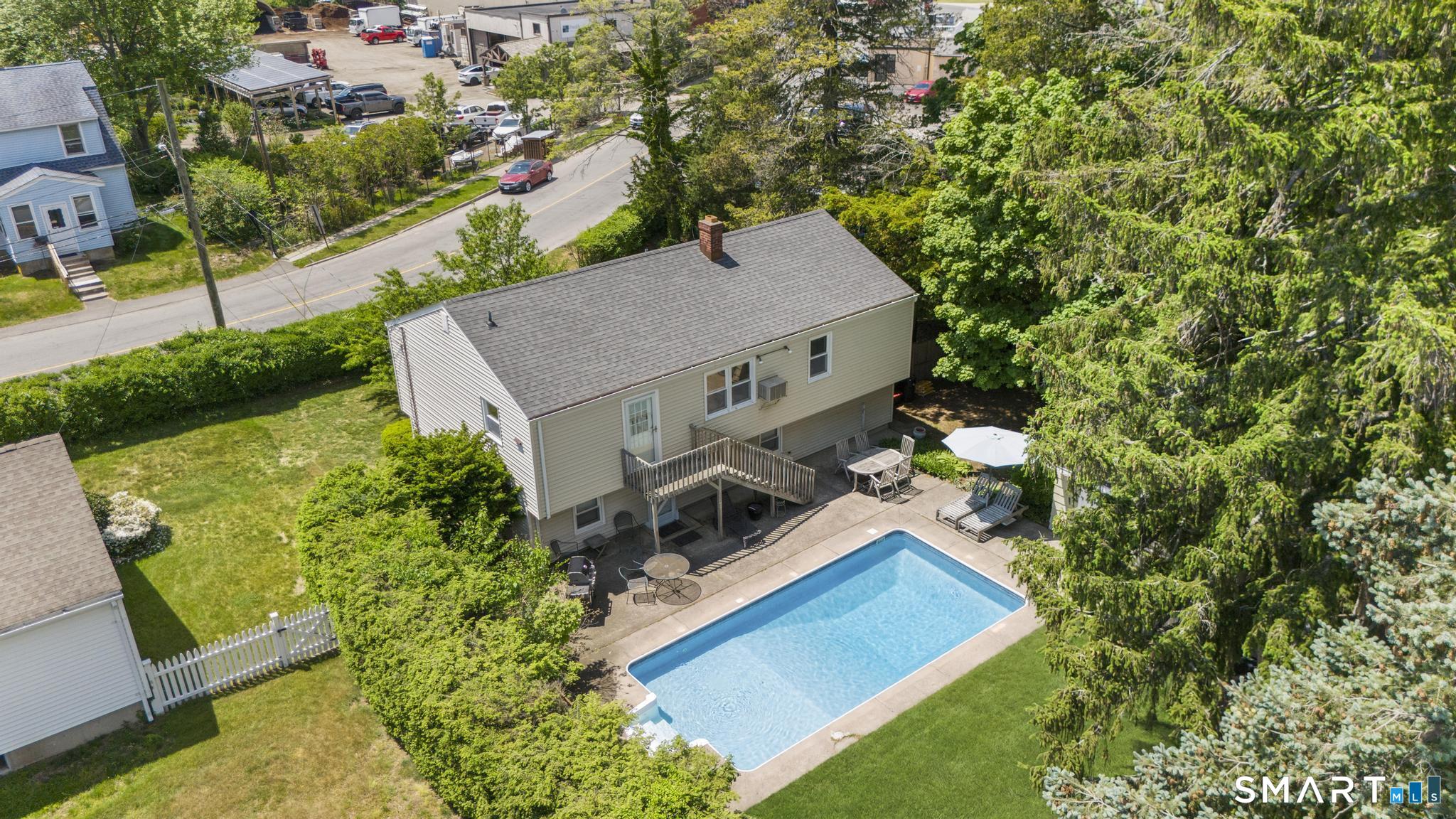 71 Belmont Street Fairfield CT 06824