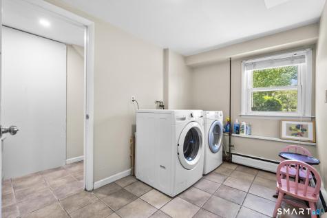 71 Belmont Street Fairfield CT 06824