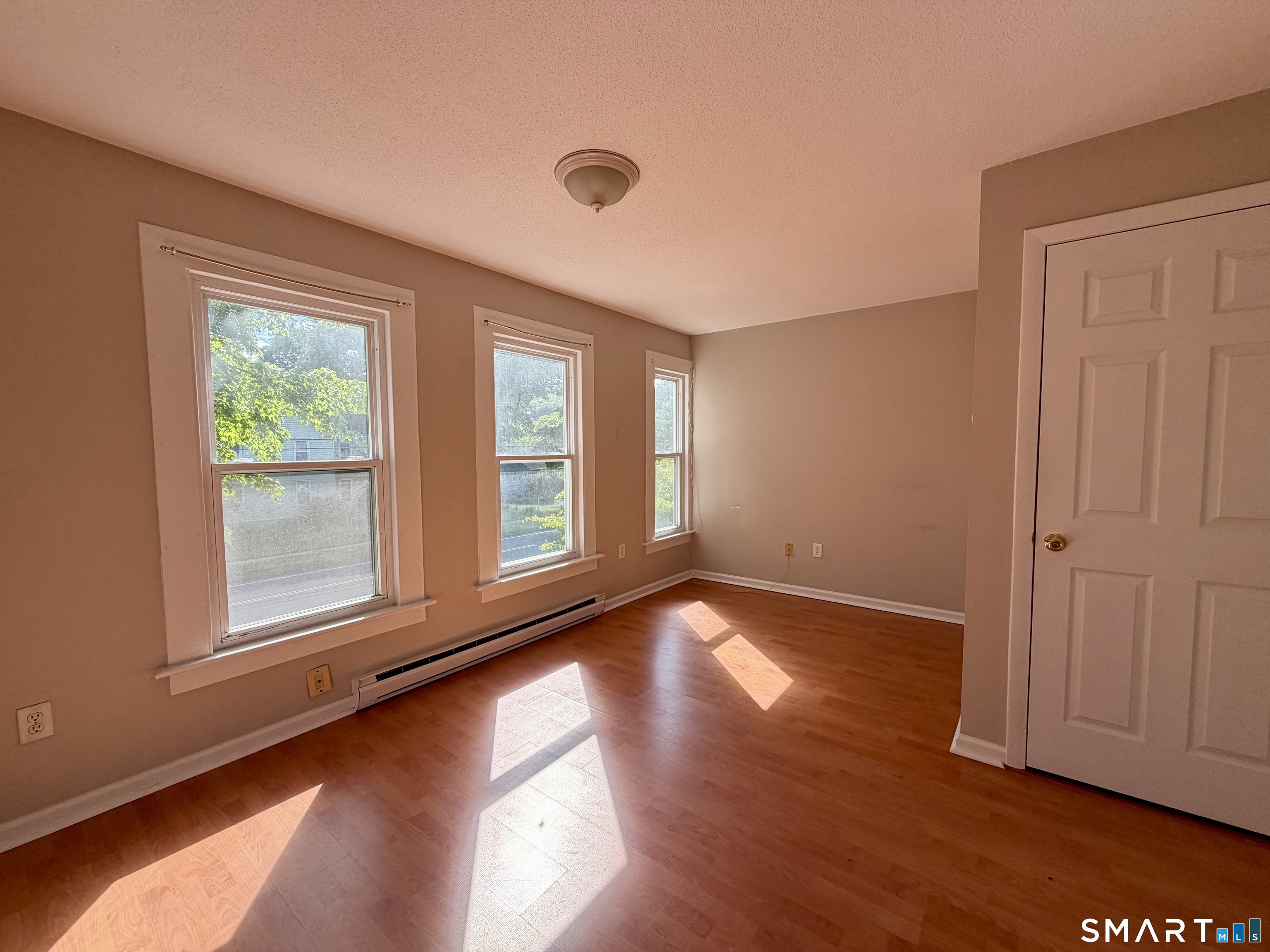 208 Main Street Farmington CT 06085