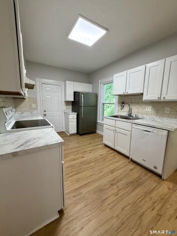 208 Main Street Farmington CT 06085