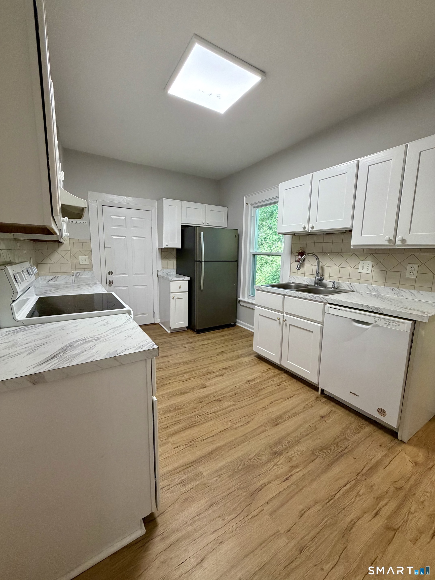 208 Main Street Farmington CT 06085