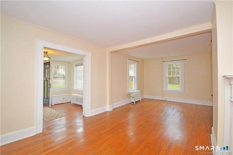 86 Main Street Newtown CT 06470