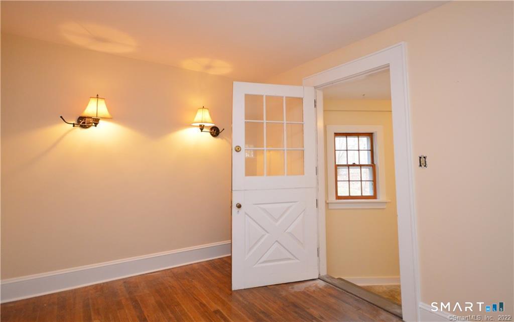 86 Main Street Newtown CT 06470