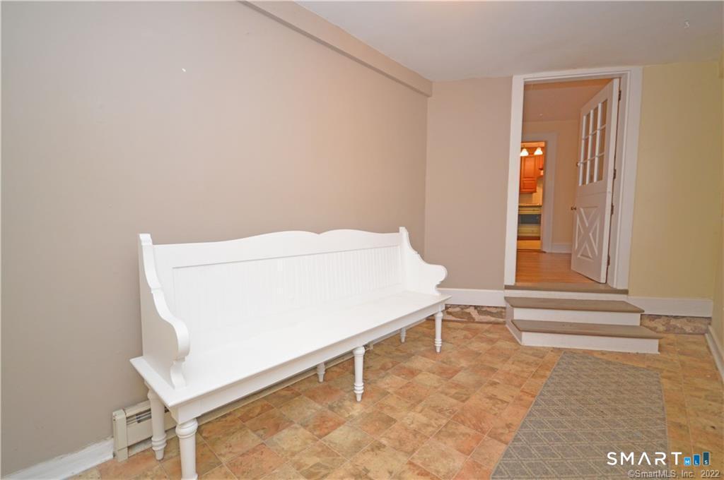 86 Main Street Newtown CT 06470