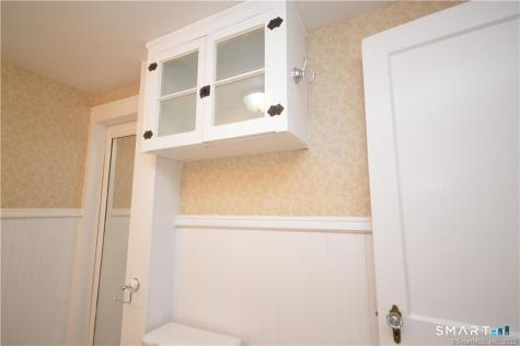 86 Main Street Newtown CT 06470