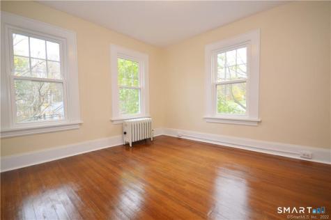 86 Main Street Newtown CT 06470
