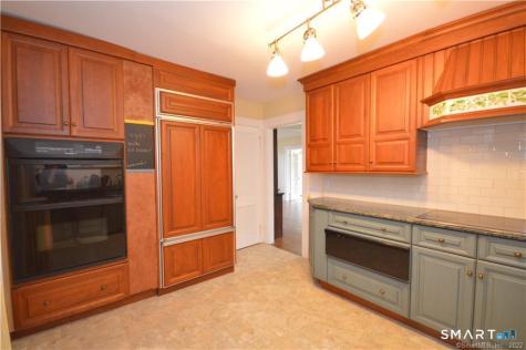 86 Main Street Newtown CT 06470