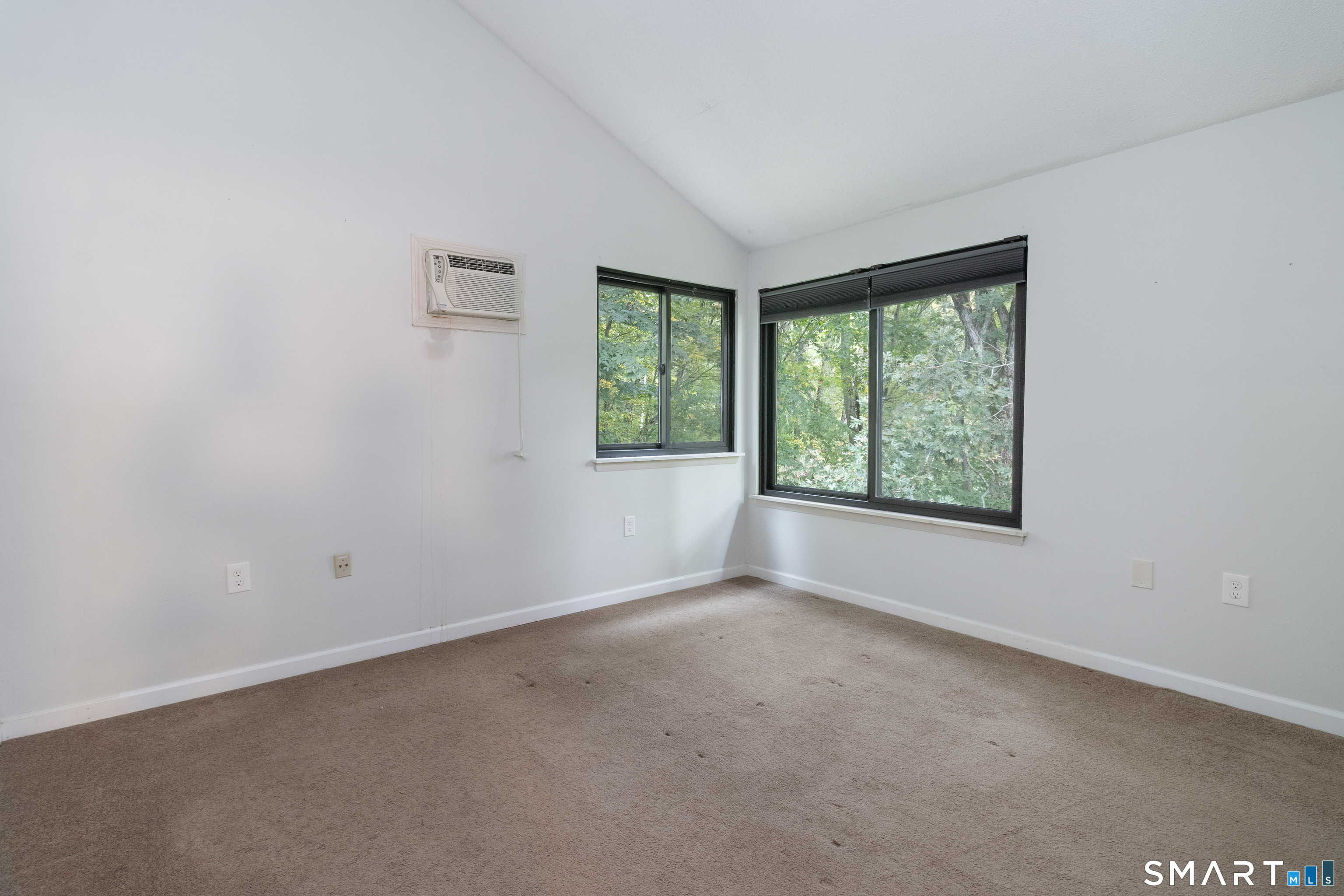 50 Quidnet Court Guilford CT 06437