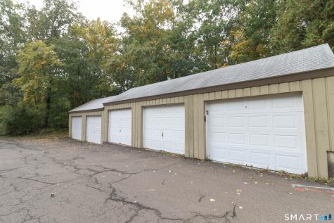 50 Quidnet Court Guilford CT 06437