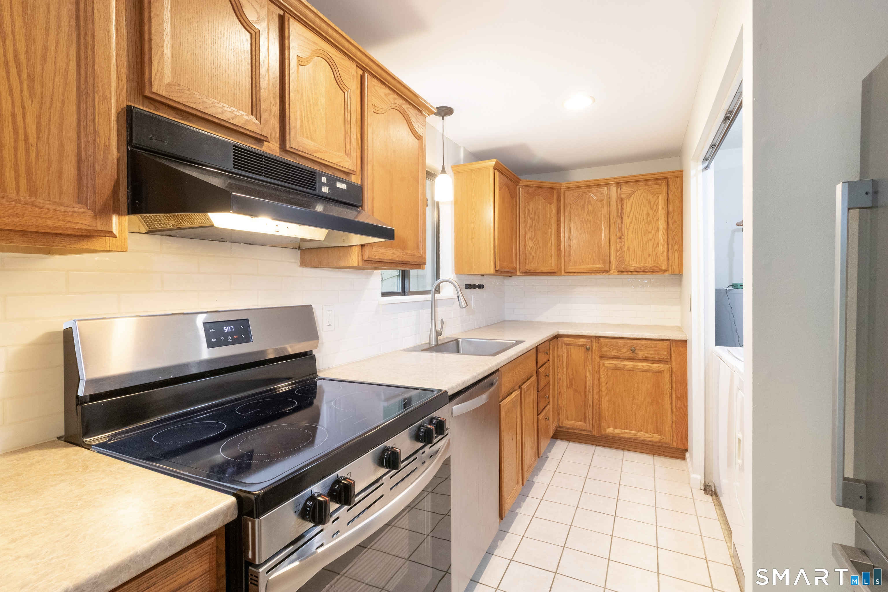 50 Quidnet Court Guilford CT 06437