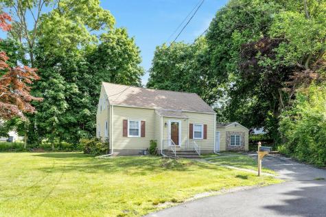 124 Minturn Place Bridgeport CT 06606