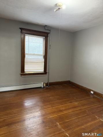 16 Saint Lawrence Street Manchester CT 06040