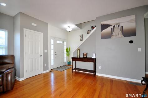 81 Windermere Village R Road Ellington CT 06029
