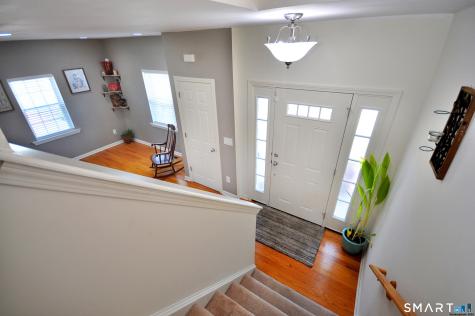 81 Windermere Village R Road Ellington CT 06029