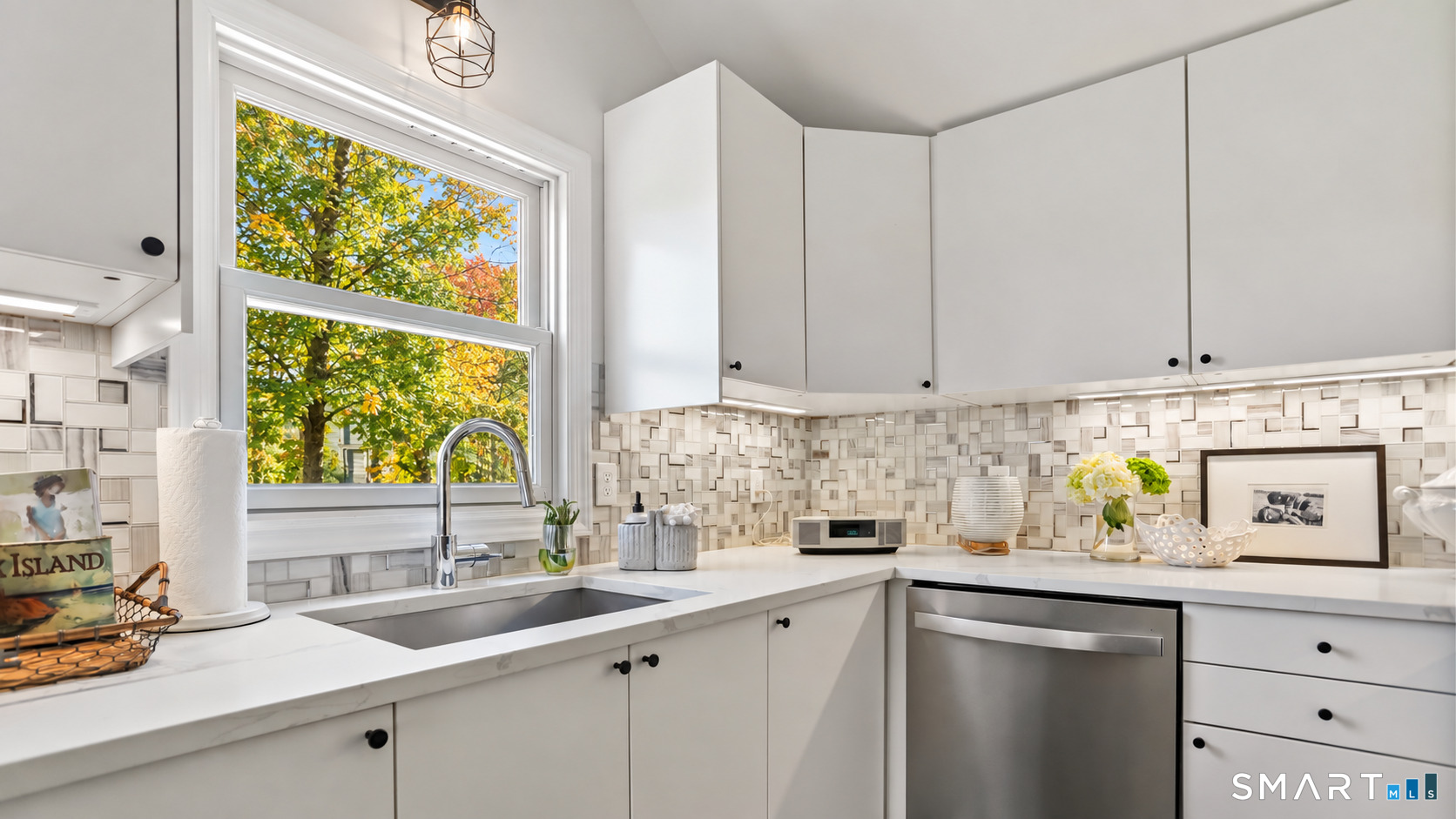 53 Maple Street Darien CT 06820