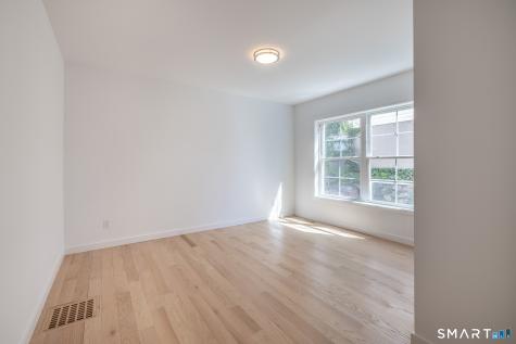 330 Pleasantview Avenue Bridgeport CT 06606