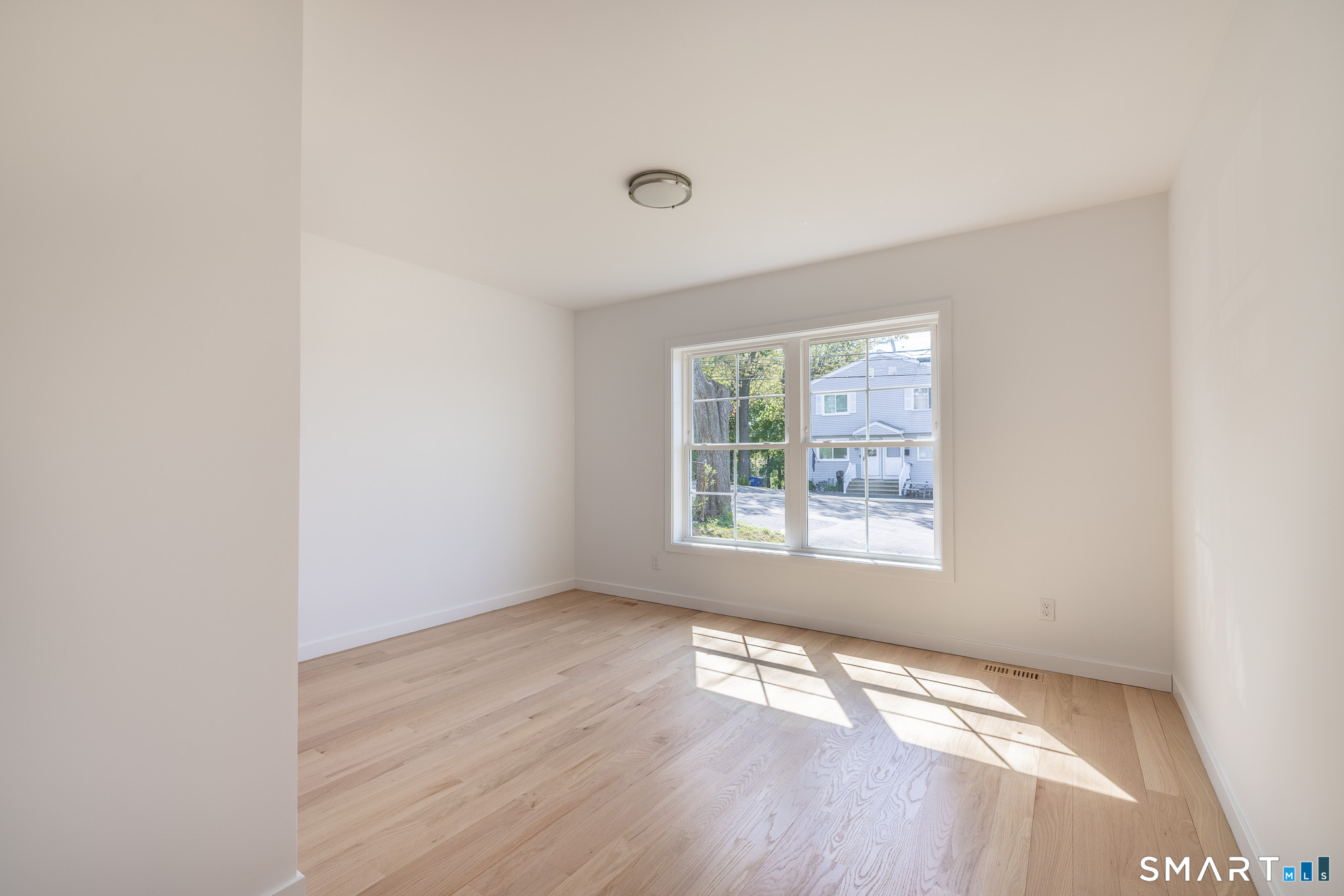 330 Pleasantview Avenue Bridgeport CT 06606