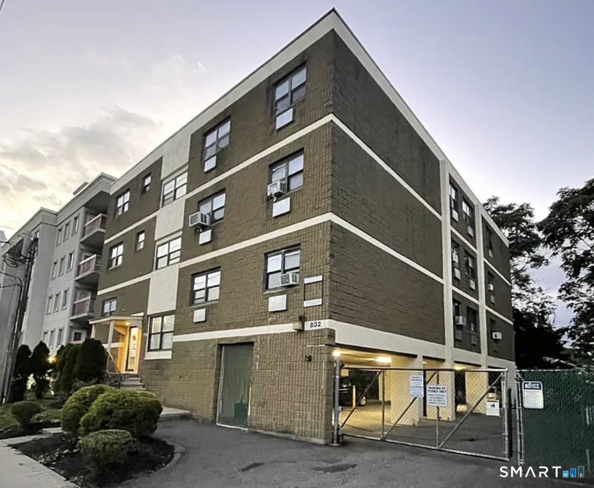 832 Atlantic Street Bridgeport CT 06604