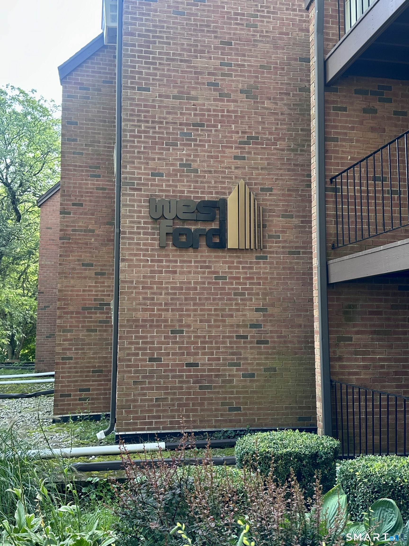 183 Loomis Drive West Hartford CT 06107