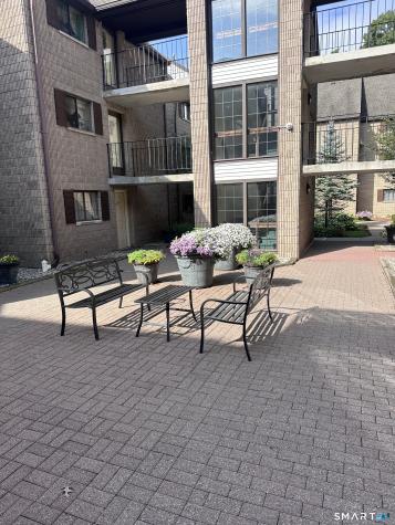 183 Loomis Drive West Hartford CT 06107