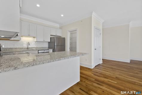 73 W Main Street Clinton CT 06413