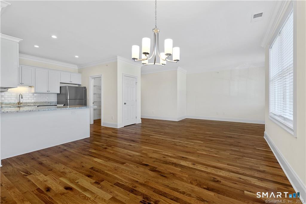 73 W Main Street Clinton CT 06413