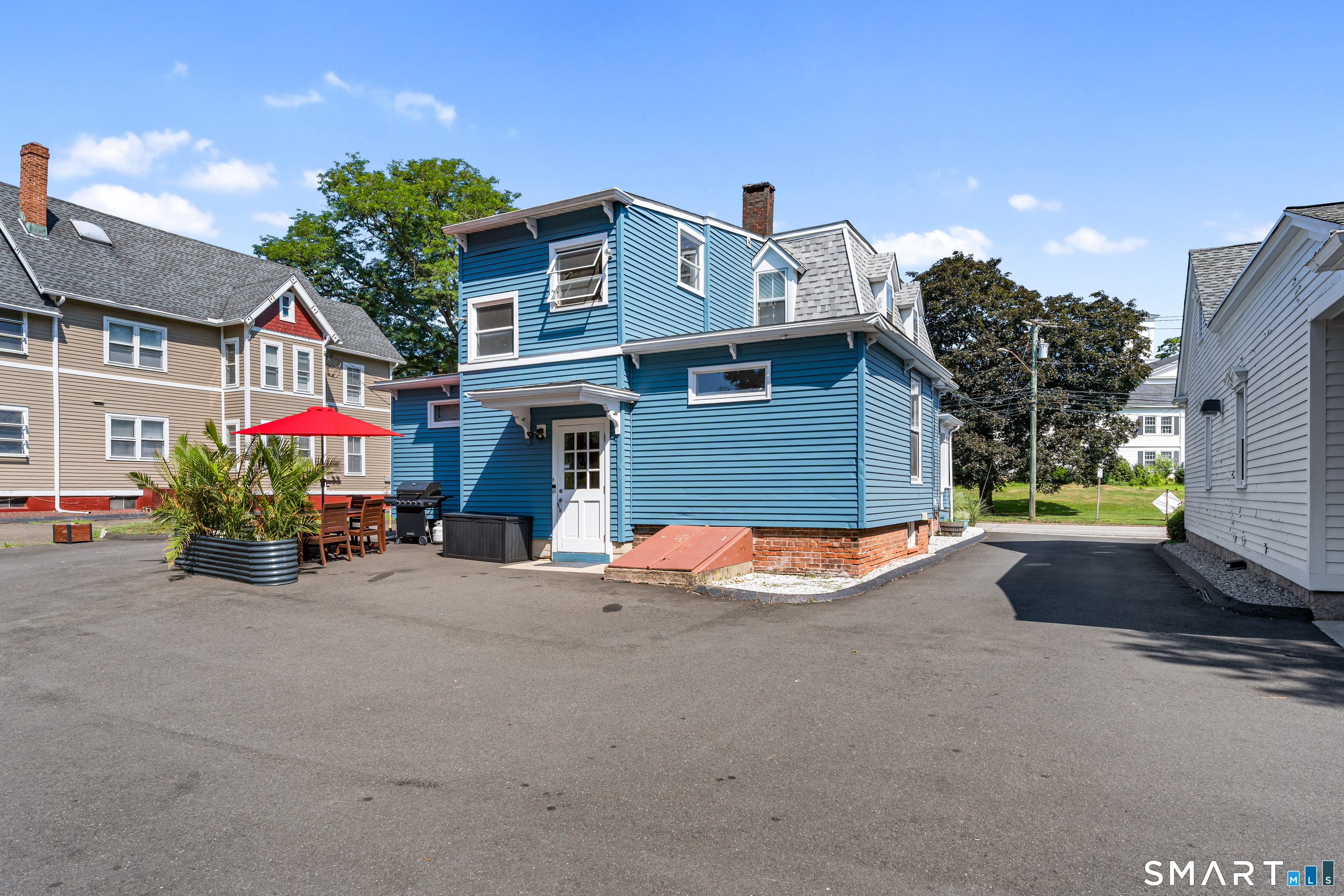 65 South Main Street Branford CT 06405