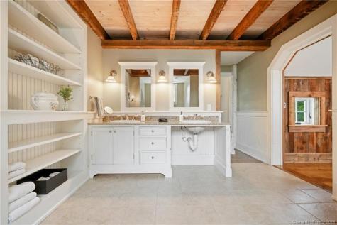 35 Northrop Street Bridgewater CT 06752