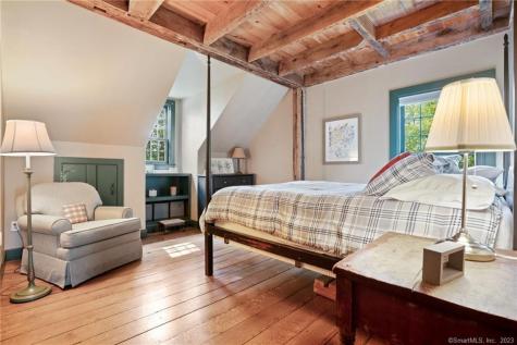 35 Northrop Street Bridgewater CT 06752